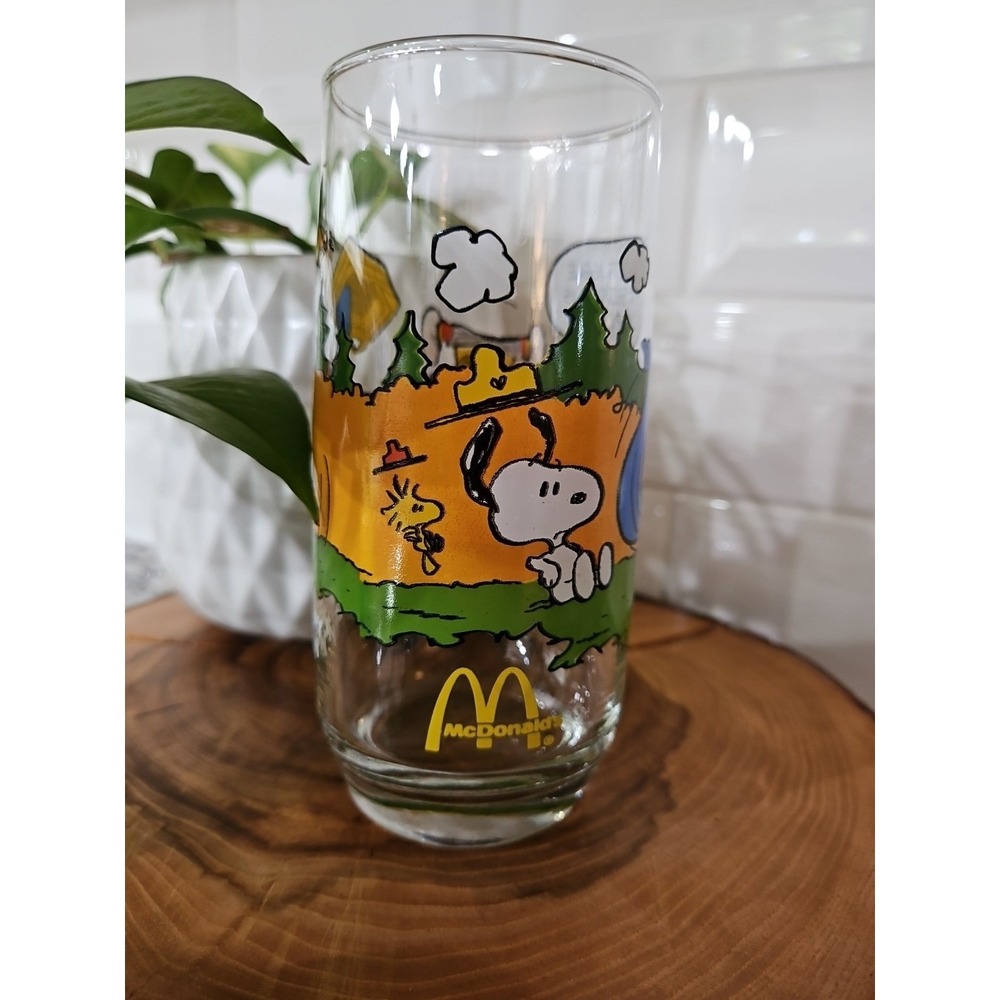 McDonald's Vintage Camp Snoopy Collection Peanuts Charlie Brown Collector Glass